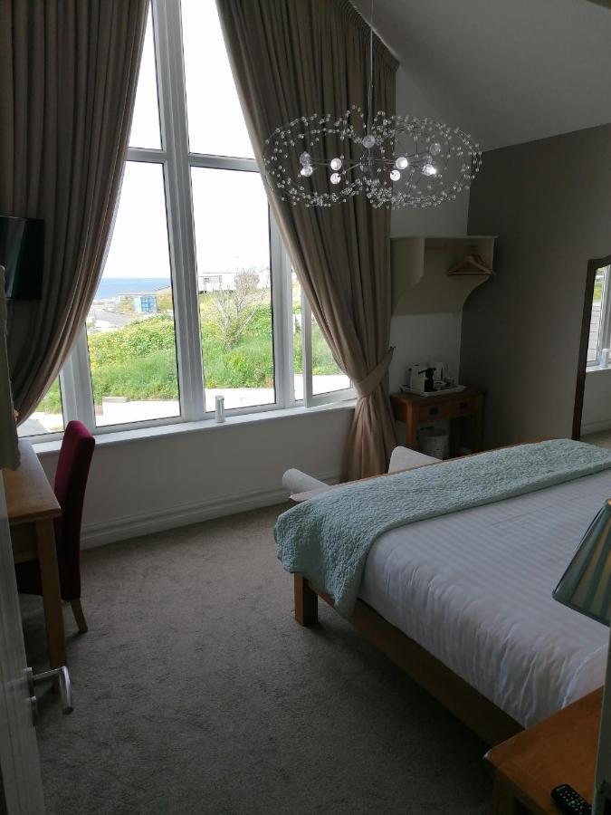 Wild Atlantic Lodge Bed & Breakfast Lahinch Buitenkant foto