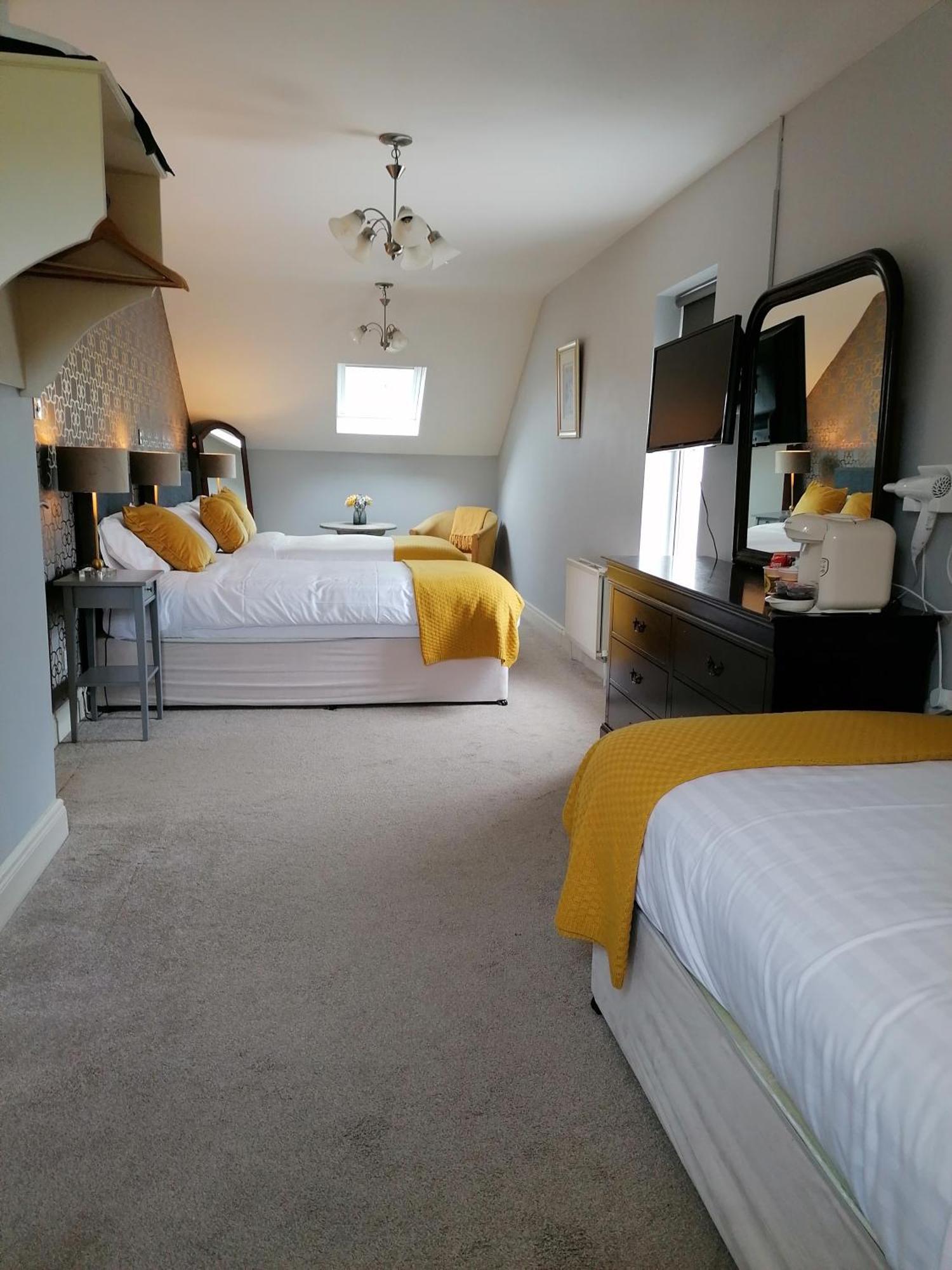 Wild Atlantic Lodge Bed & Breakfast Lahinch Kamer foto